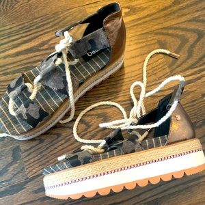 Incredible wedge sandals